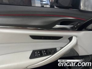 BMW M5 M5 SEDAN Competition 2023 года из Южной Кореи