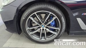 BMW 5-Series 520i M Sport 2023 года из Южной Кореи