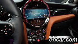 Mini Cooper 5Door CLASSIC 2024 года из Южной Кореи