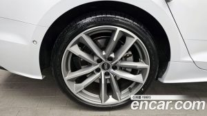 Audi A5 45 TFSI 4WD Premium Sportback 2023 года из Южной Кореи