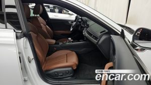 Audi A5 45 TFSI 4WD Premium Sportback 2023 года из Южной Кореи