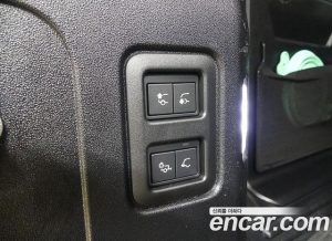 Land Rover Defender 110 P400 X 2024 года из Южной Кореи