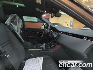 Land Rover Range Rover Evoque P250 Dynamic SE 2026 года из Южной Кореи
