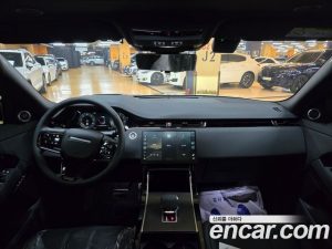 Land Rover Range Rover Evoque P250 Dynamic SE 2026 года из Южной Кореи