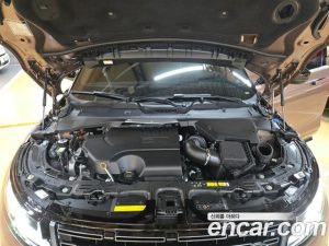 Land Rover Range Rover Evoque P250 Dynamic SE 2026 года из Южной Кореи