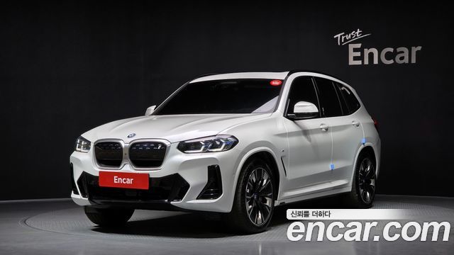 BMW iX3 M Sport 2025 года из Кореи