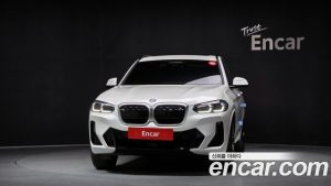 BMW iX3 M Sport 2025 года из Южной Кореи