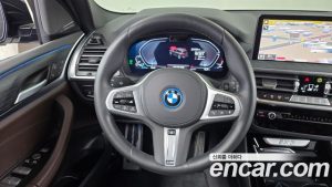 BMW iX3 M Sport 2025 года из Южной Кореи