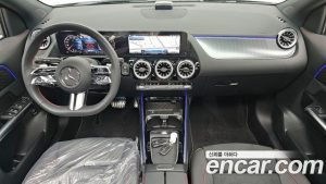 Mercedes-Benz GLA-Class GLA250 4MATIC 2025 года из Южной Кореи