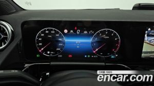 Mercedes-Benz GLA-Class GLA250 4MATIC 2025 года из Южной Кореи