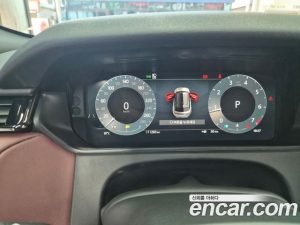 Land Rover Range Rover Velar 3.0 P400 Dynamic HSE 2025 года из Южной Кореи