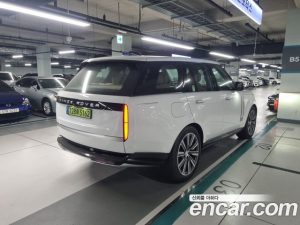 Land Rover Range Rover P550E AB 2025 года из Южной Кореи