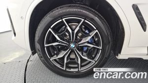 BMW X4 xDrive20i M Sport 2023 года из Южной Кореи