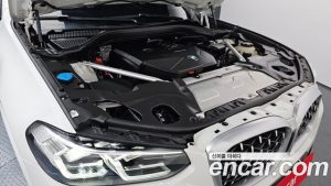 BMW X4 xDrive20i M Sport 2023 года из Южной Кореи