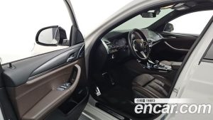 BMW X4 xDrive20i M Sport 2023 года из Южной Кореи