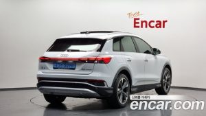 Audi Q4 e-tron 40 Premium 2023 года из Южной Кореи