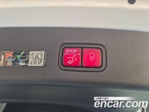 Mercedes-Benz GLC-Class GLC300 4MATIC AMG Line 2024 года из Южной Кореи