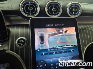 Mercedes-Benz GLC-Class GLC300 4MATIC AMG Line 2024 года из Южной Кореи