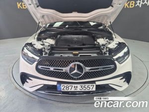 Mercedes-Benz GLC-Class GLC300 4MATIC AMG Line 2024 года из Южной Кореи