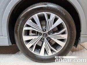 Audi Q4 e-tron 40 Sportback 2023 года из Южной Кореи
