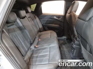Audi Q4 e-tron 40 Sportback 2023 года из Южной Кореи