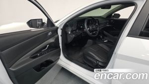 Hyundai AVANTE 1.6 2026 года из Южной Кореи