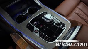 BMW X7 xDrive 40i Design Pure Excellence 6 2023 года из Южной Кореи