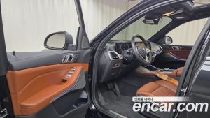 BMW X7 xDrive 40i Design Pure Excellence 6 2023 года из Южной Кореи