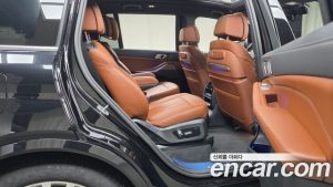 BMW X7 xDrive 40i Design Pure Excellence 6 2023 года из Южной Кореи