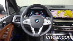 BMW X7 xDrive 40i Design Pure Excellence 6 2023 года из Южной Кореи