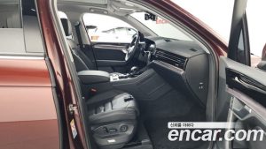 Volkswagen Touareg 3.0 TDI Premium 2023 года из Южной Кореи