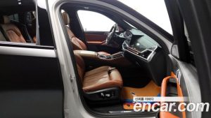 BMW X6 M60i 2024 года из Южной Кореи