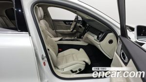 Volvo S60 B5 ULTIMATE Bright 2024 года из Южной Кореи