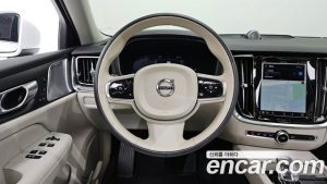 Volvo S60 B5 ULTIMATE Bright 2024 года из Южной Кореи