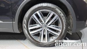 Volkswagen Tiguan 2.0 TDI Prestige 2023 года из Южной Кореи