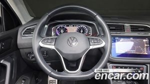 Volkswagen Tiguan 2.0 TDI Prestige 2023 года из Южной Кореи