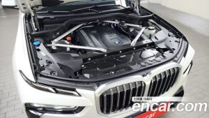 BMW X7 xDrive 40i M Sport 6 2025 года из Южной Кореи
