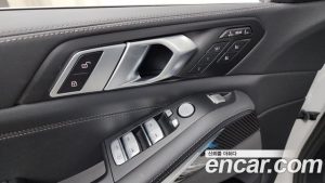 BMW X7 xDrive 40i M Sport 6 2025 года из Южной Кореи