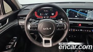 Kia K5 Prestige 2024 года из Южной Кореи