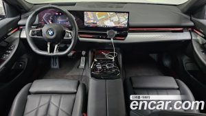 BMW 5-Series 520i M Sport 2024 года из Южной Кореи