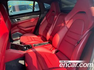 Porsche Panamera 4.0 GTS 2023 года из Южной Кореи