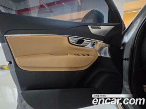Volvo XC90 B6 Ultra Bright 2025 года из Южной Кореи