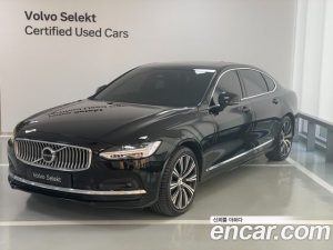 Volvo S90 B5 ULTIMATE Bright 2024 года из Южной Кореи