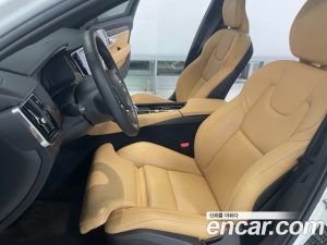 Volvo S90 B5 ULTIMATE Bright 2024 года из Южной Кореи