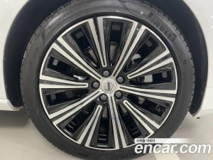 Volvo S90 B5 ULTIMATE Bright 2024 года из Южной Кореи