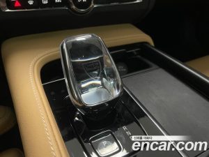 Volvo S90 B5 ULTIMATE Bright 2024 года из Южной Кореи