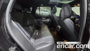 Mercedes-Benz EQE EQE500 4MATIC 2023 года из Южной Кореи