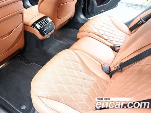 Mercedes-Benz S-Class S450L 4MATIC 2023 года из Южной Кореи