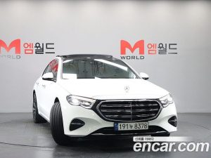Mercedes-Benz E-Class E300 4MATIC Exclusive 2024 года из Южной Кореи