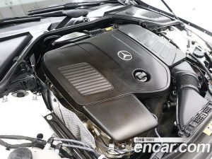 Mercedes-Benz E-Class E300 4MATIC Exclusive 2024 года из Южной Кореи
